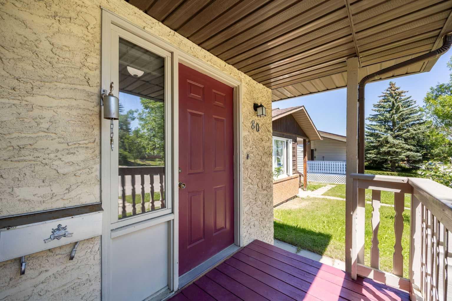 80 Macewan Drive NW — photo 4