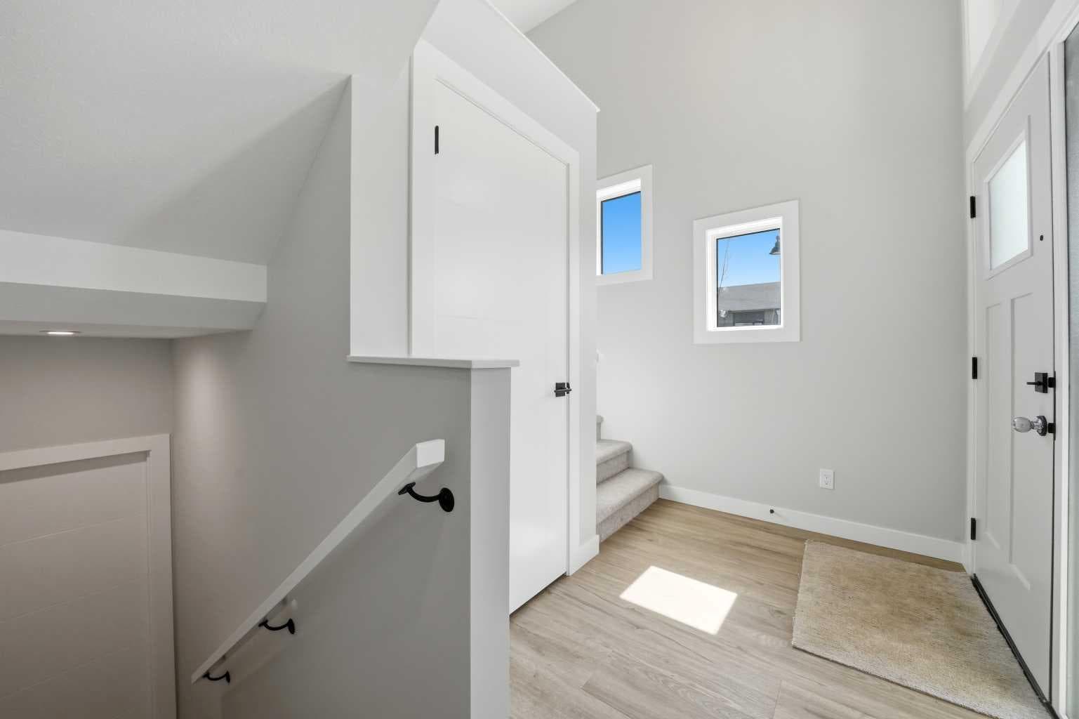 6600 58 Avenue — photo 2