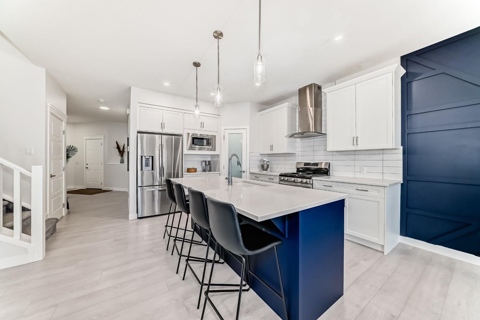 194 Willow Place — photo 2
