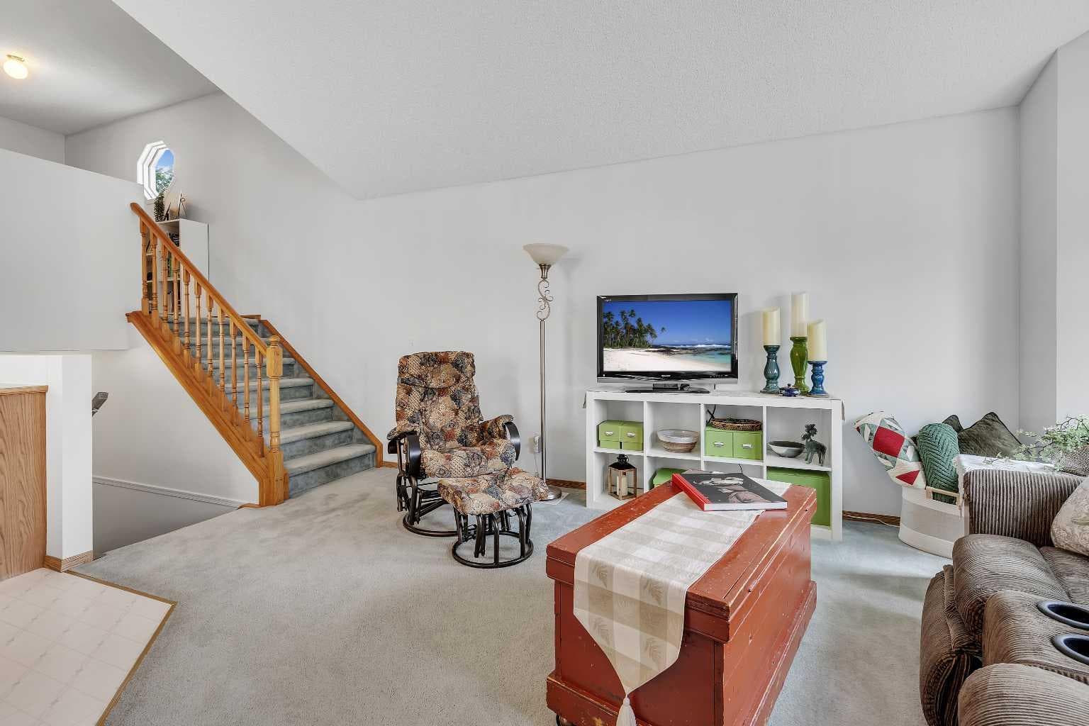 86 Coventry Lane NE — photo 4