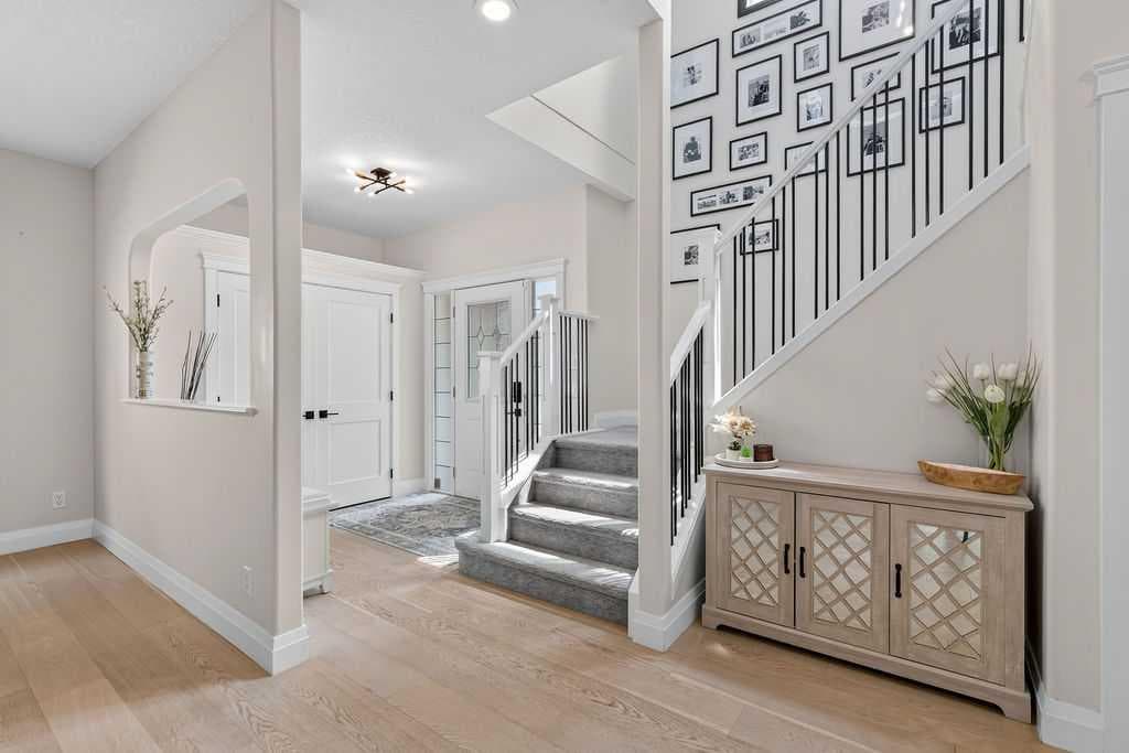 214 Cranleigh View SE — photo 4