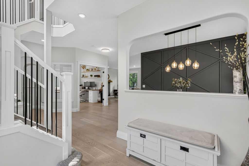 214 Cranleigh View SE — photo 5