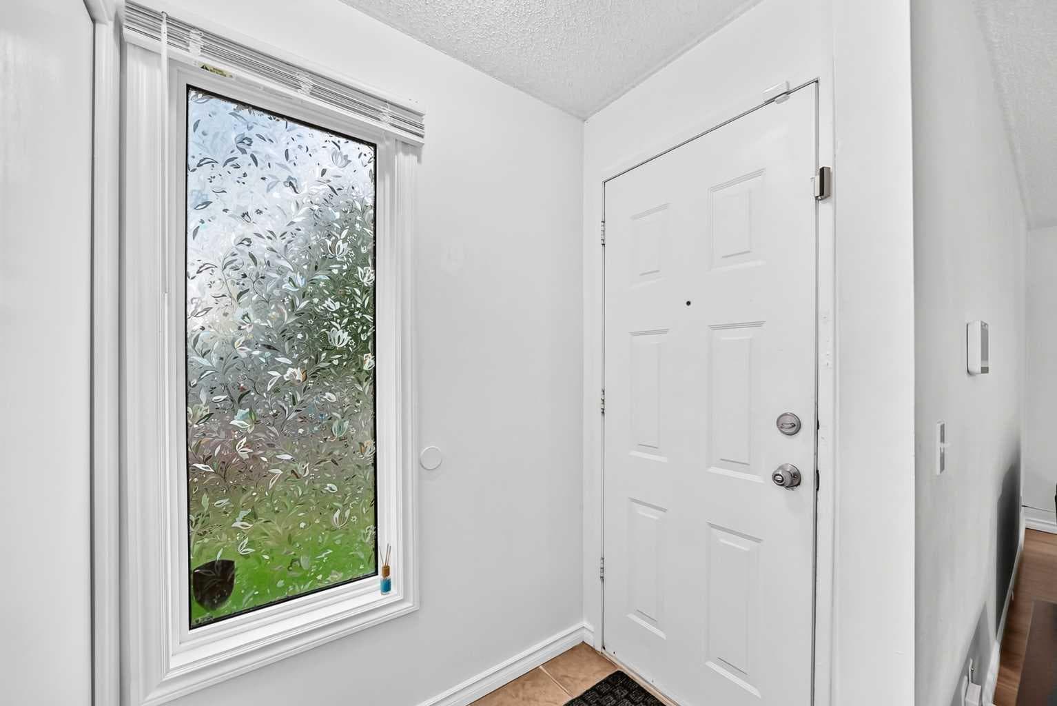 15 Falshire Terrace NE — photo 2