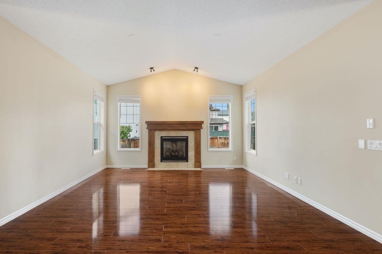 22 Brightoncrest Common SE — photo 5