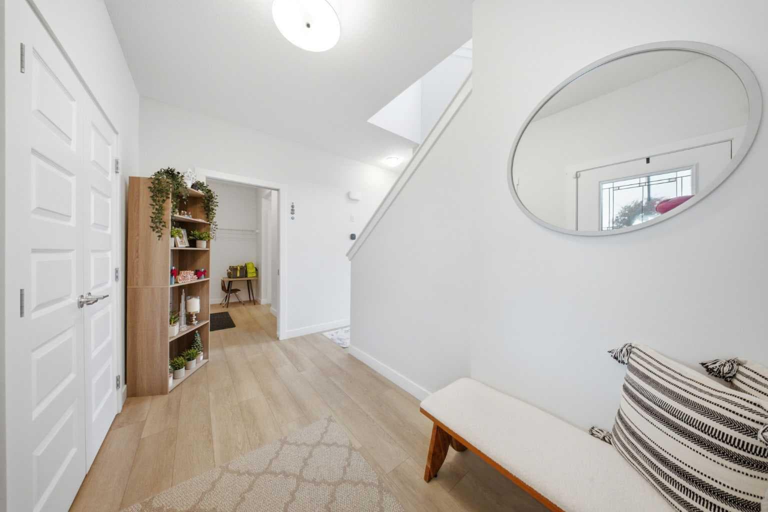 1448 Bayview Point SW — photo 3