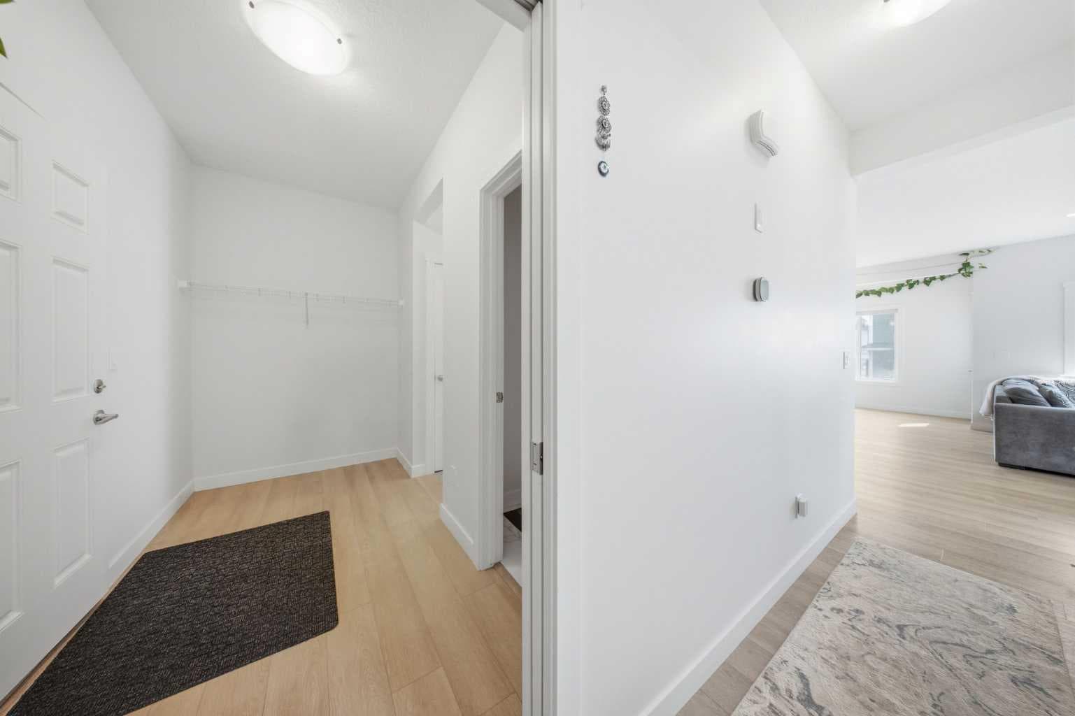 1448 Bayview Point SW — photo 4