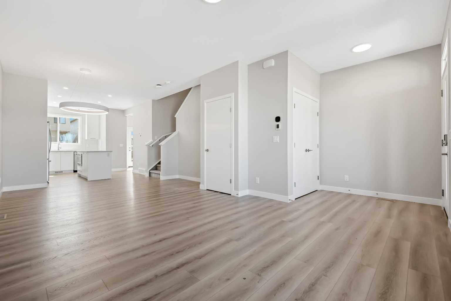 7055 Rangeview Avenue SE — photo 4