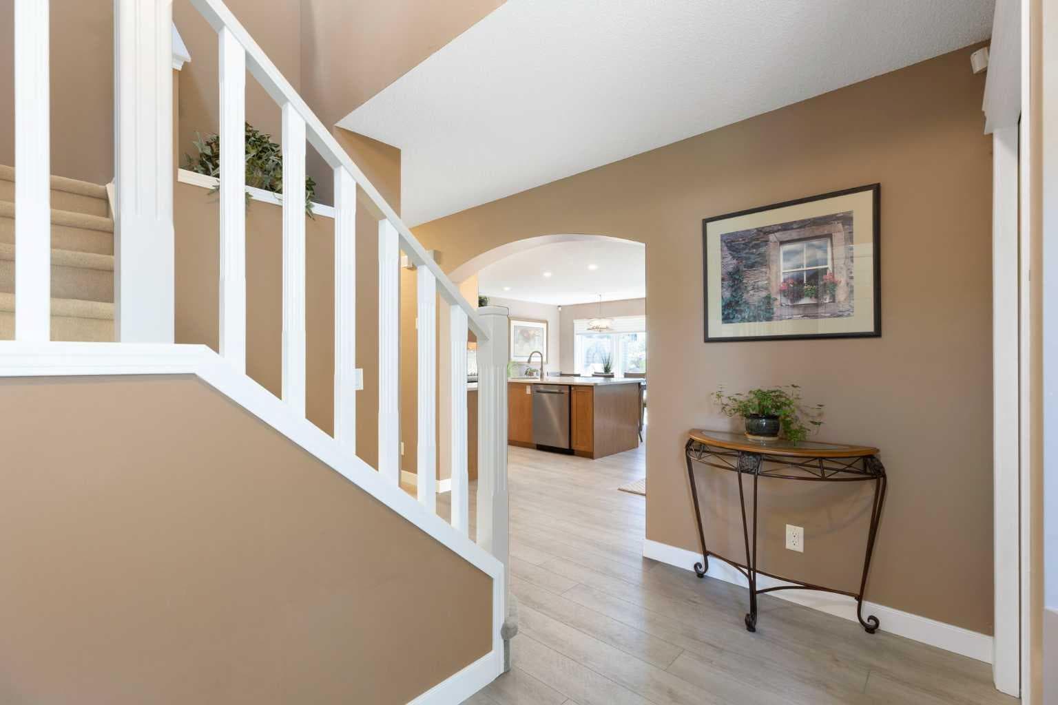 54 Cranfield Crescent SE — photo 3