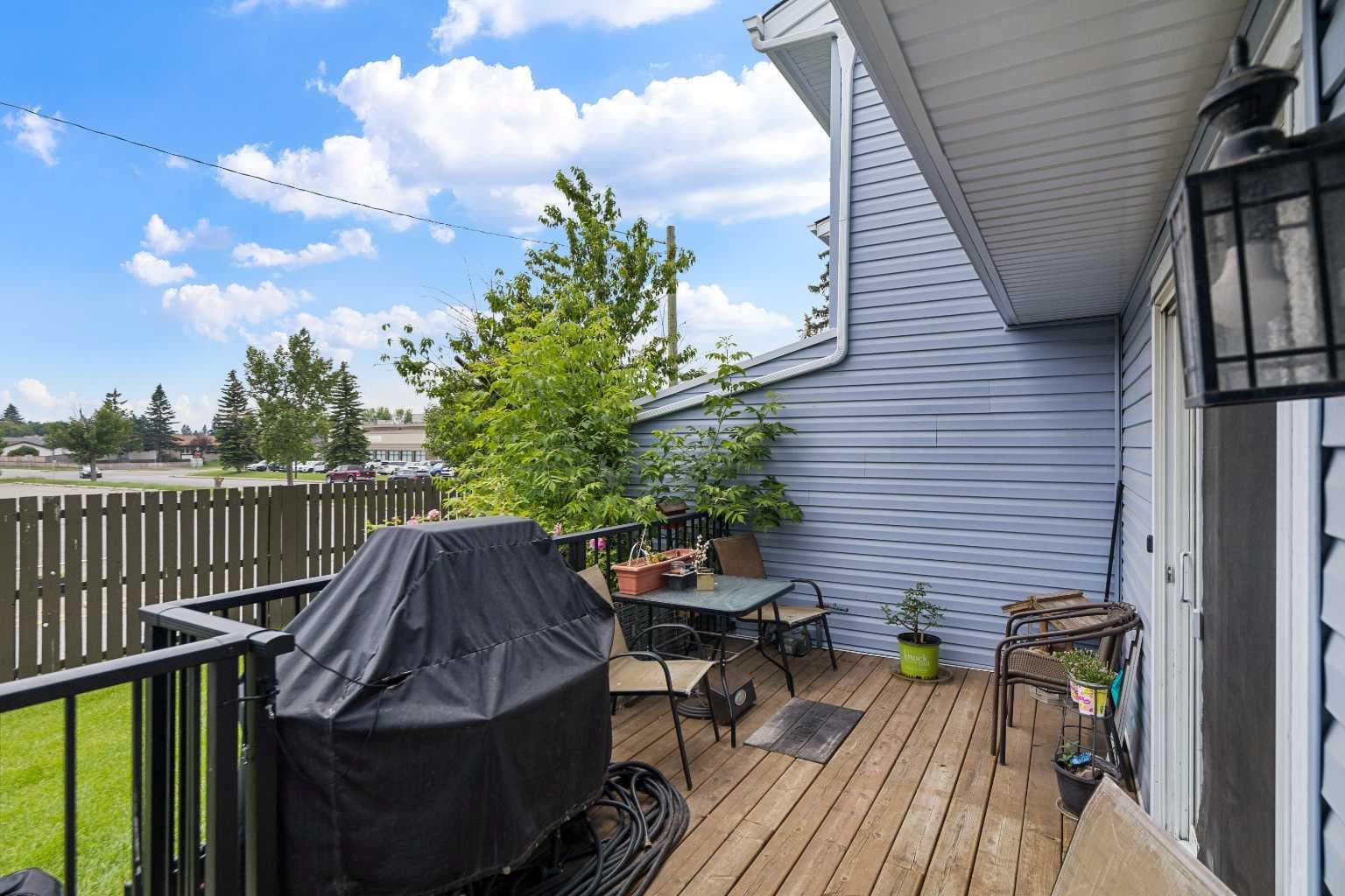 3, 195 Manora Place NE — photo 3