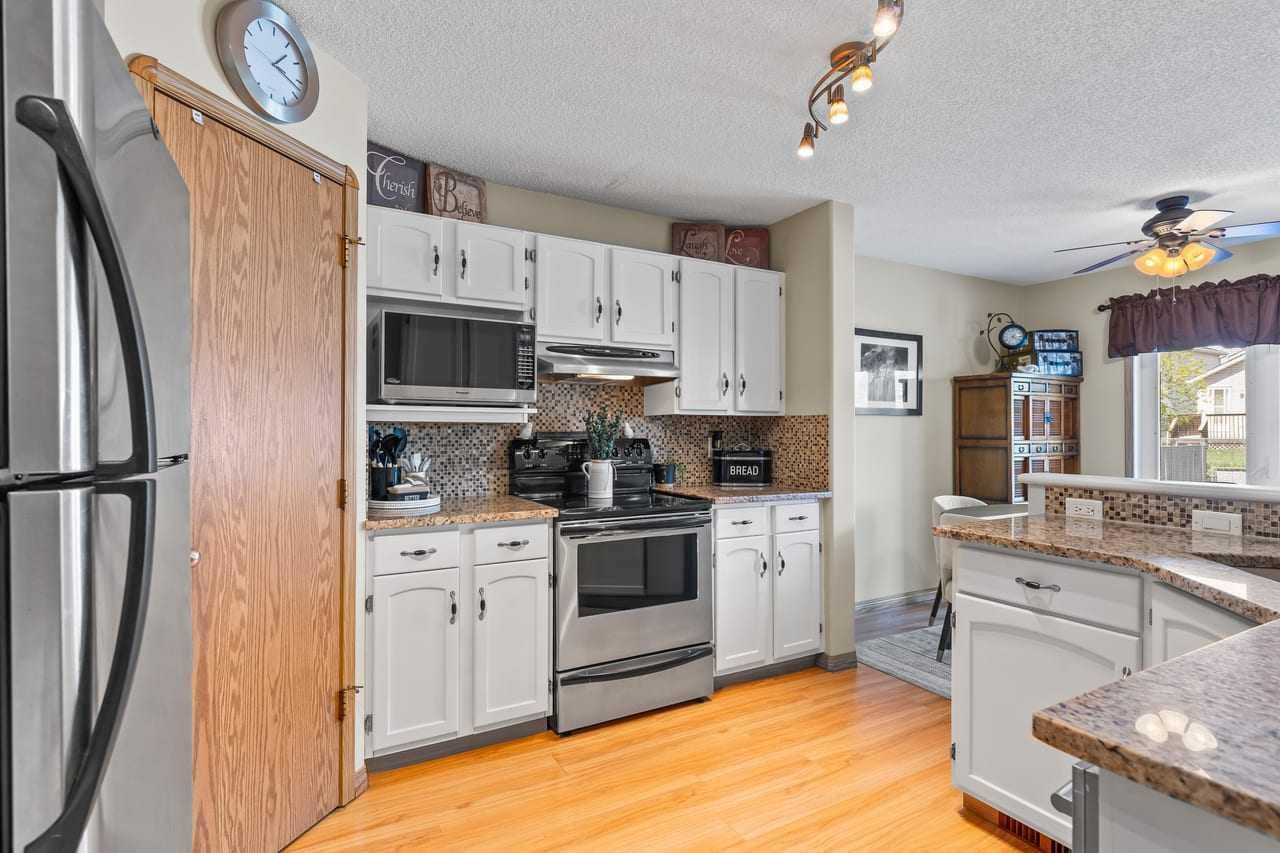 158 Saratoga Close NE — photo 4
