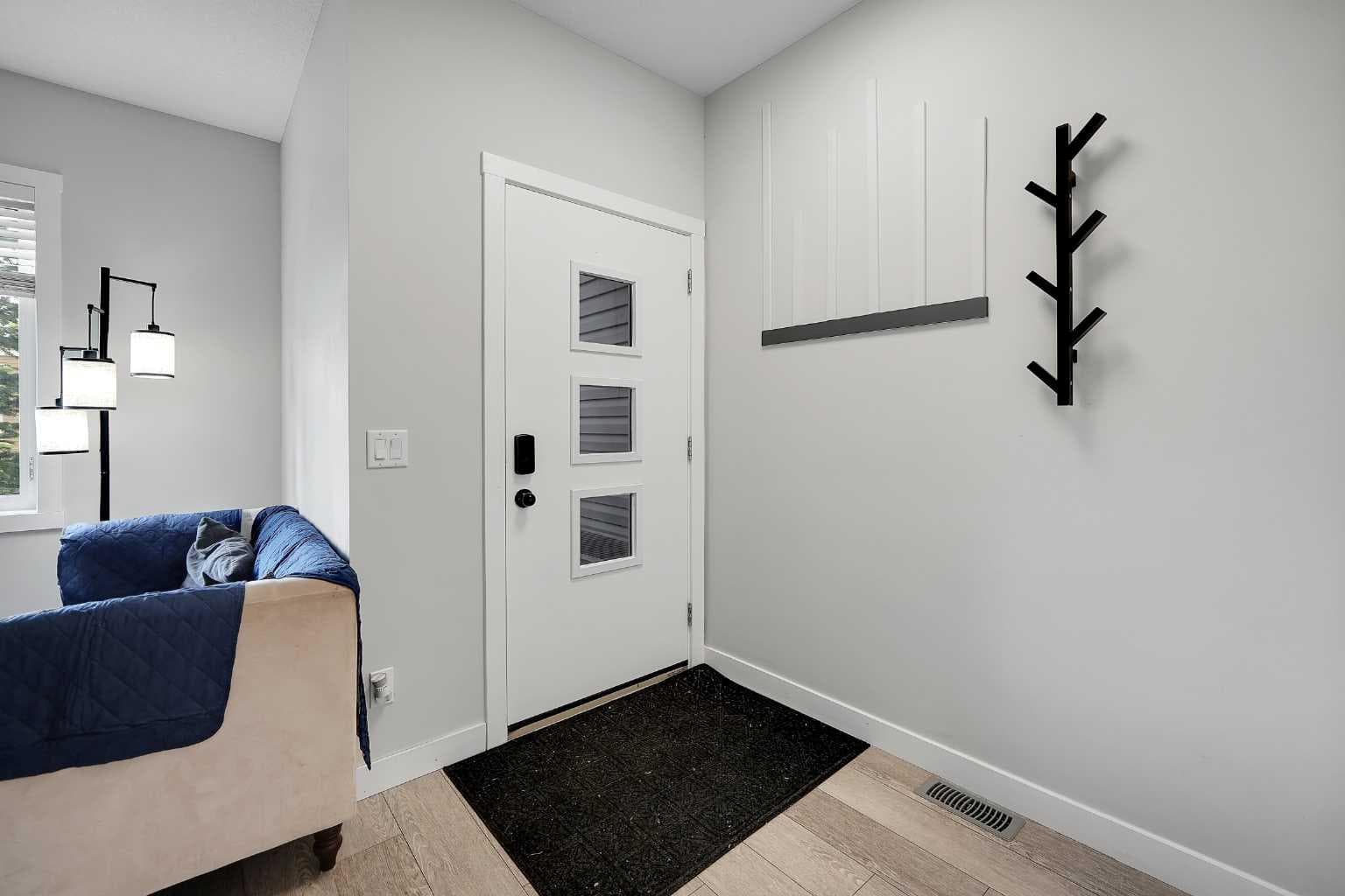 42 MIDTOWN Boulevard SW — photo 3