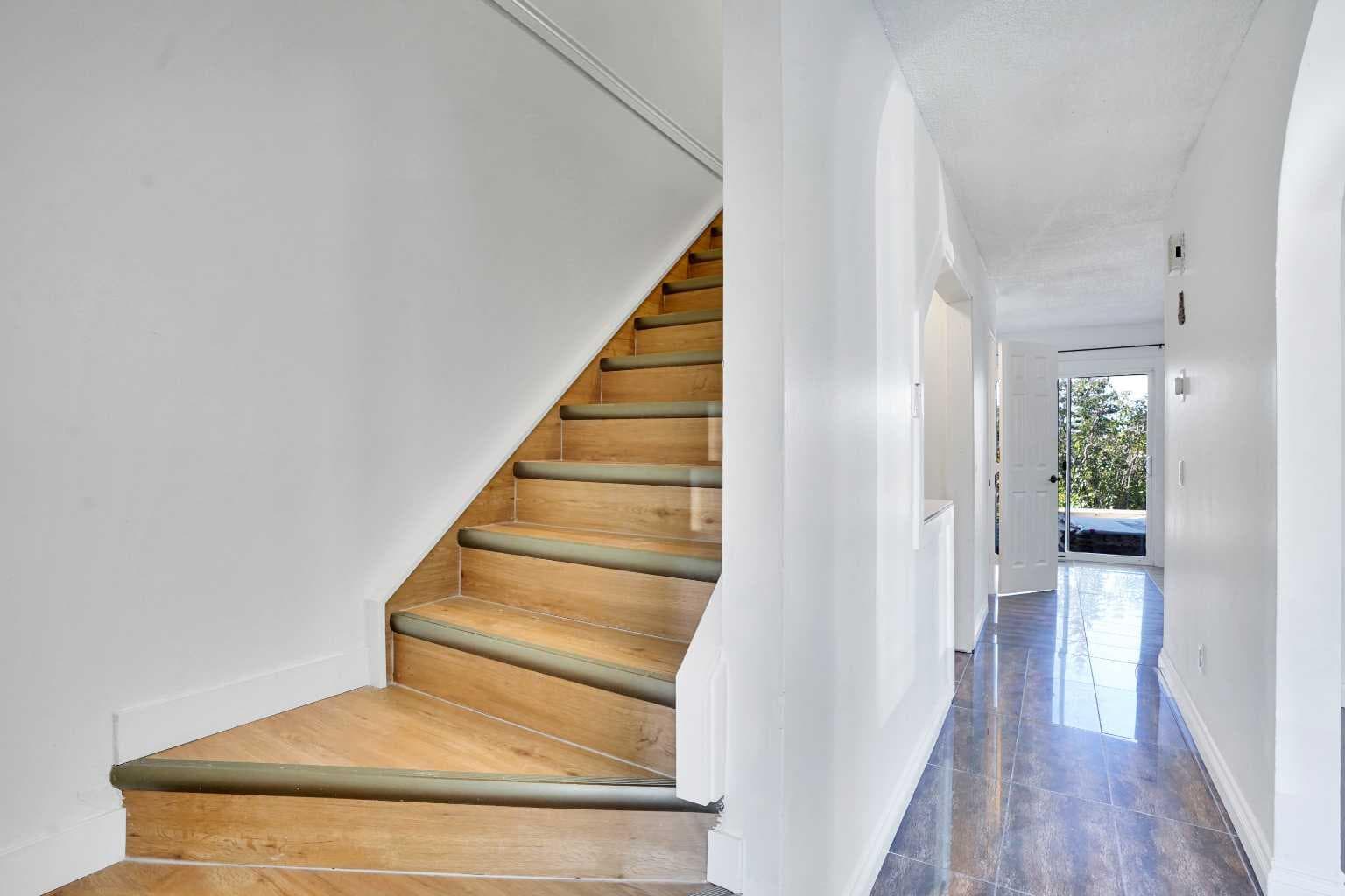 26 Falmead Bay NE — photo 4
