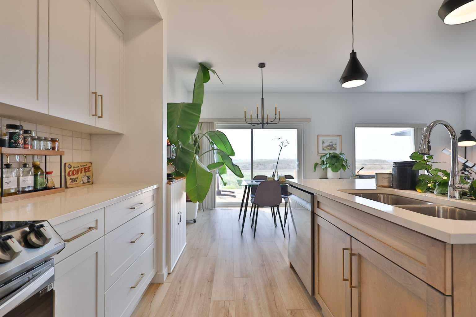 538 Malahat Green W — photo 5