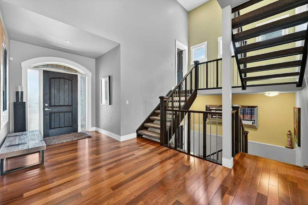 78 Aspen Cliff Close SW — photo 5
