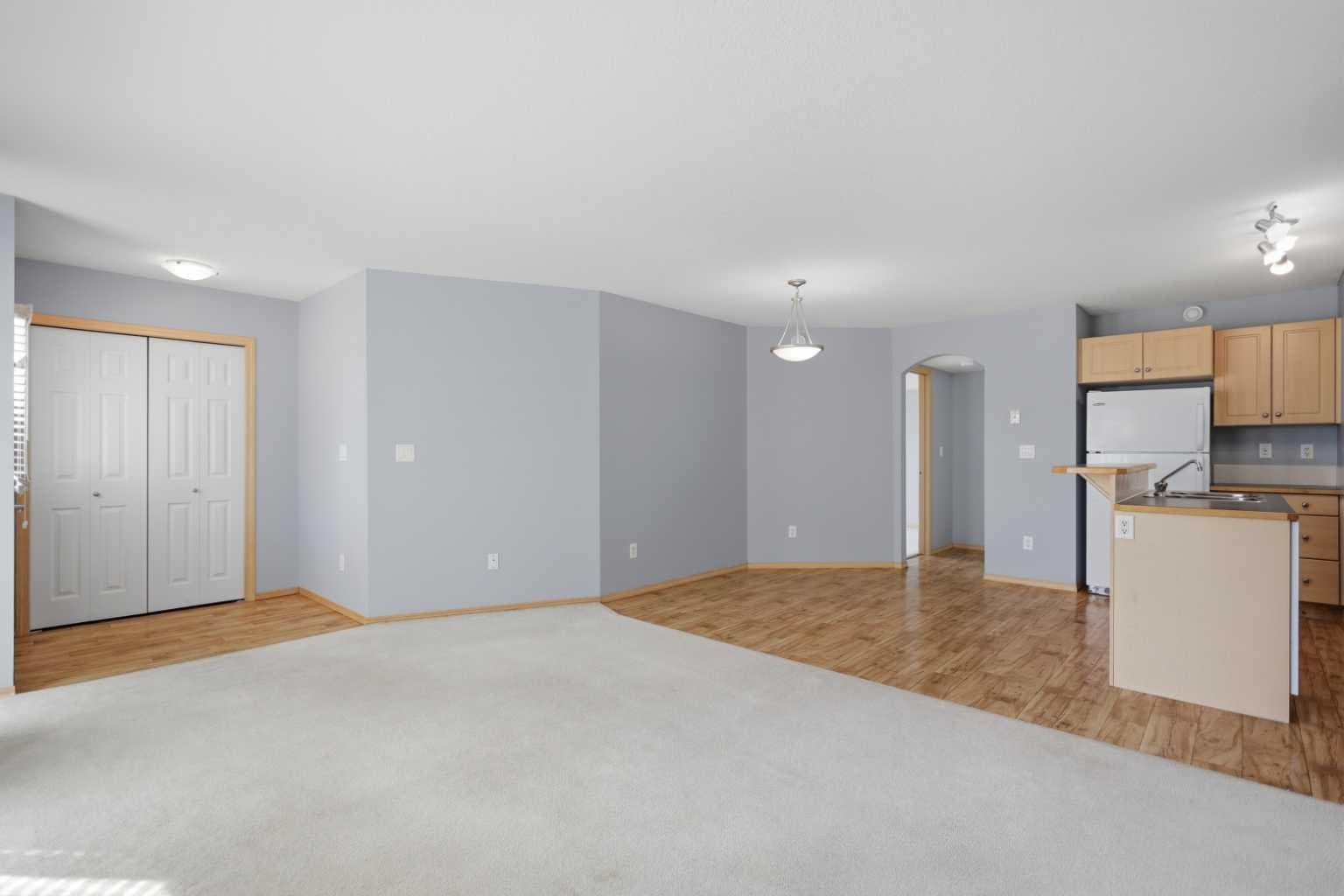 48, 33 Jennings Crescent — photo 4