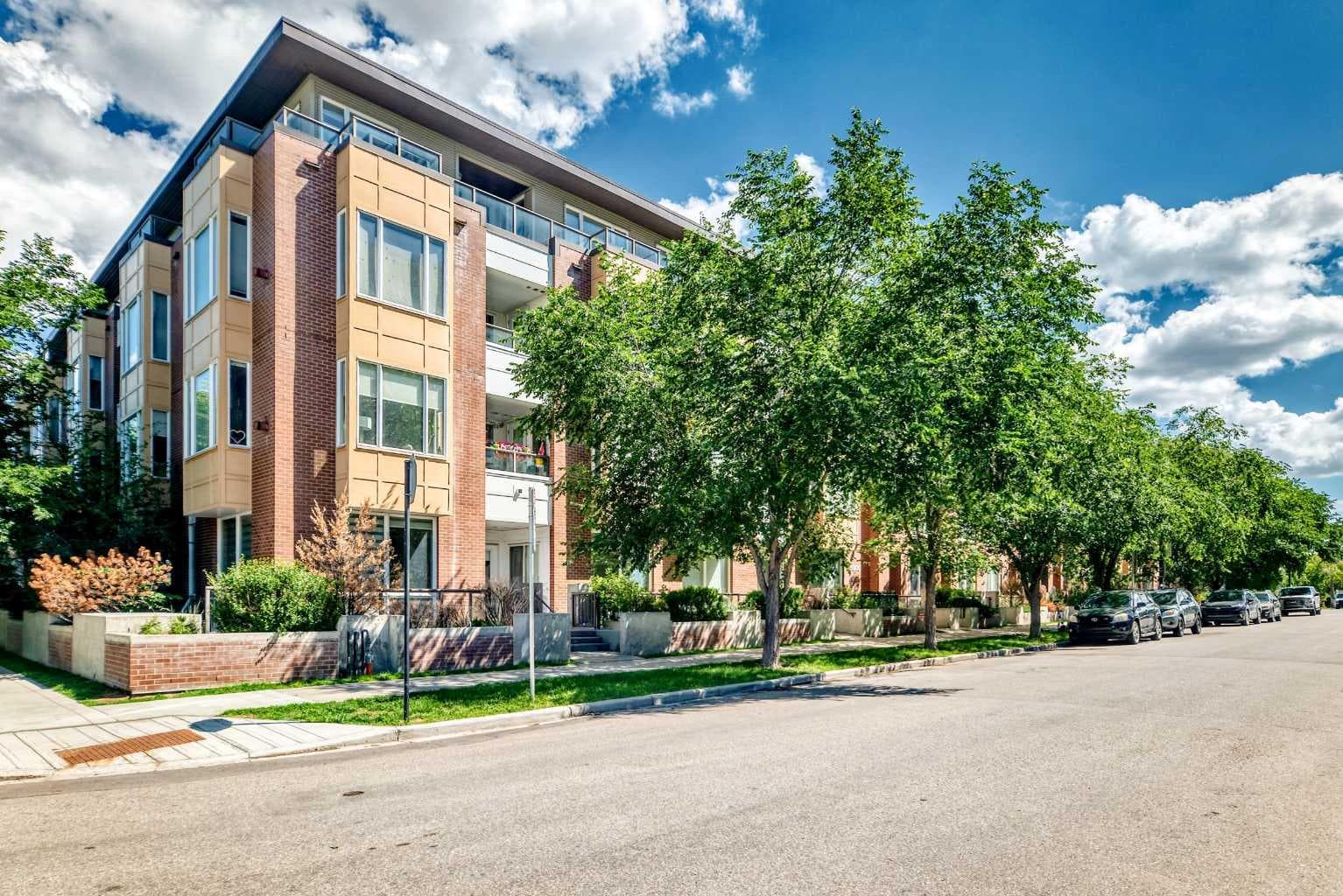 402, 1010 Centre Avenue NE — photo 1