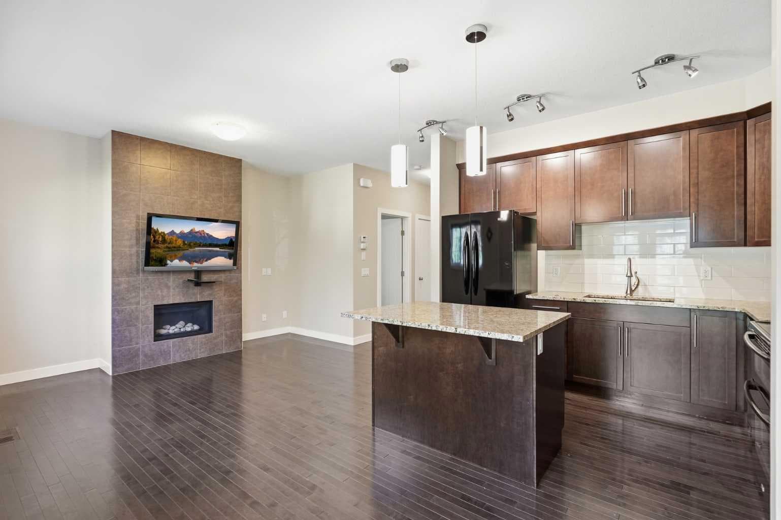 431 quarry Villas SE — photo 2