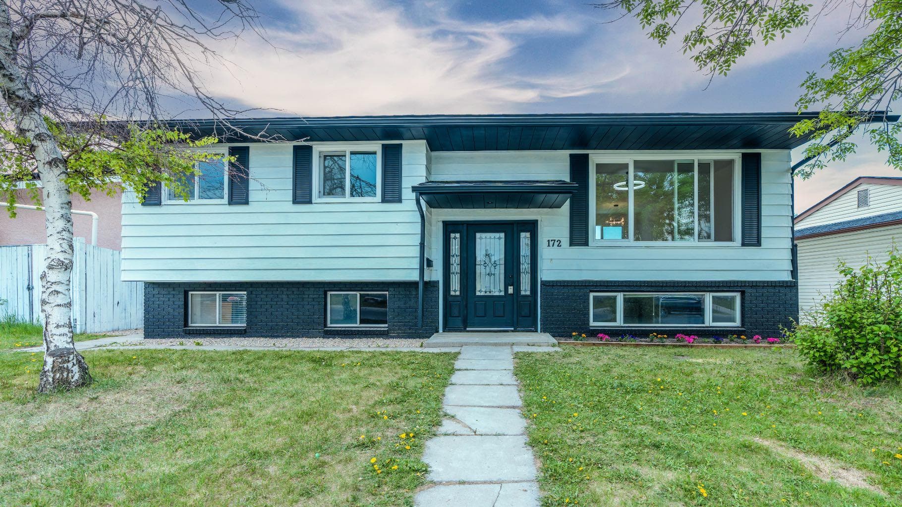 172 Pinewind Road NE — photo 1