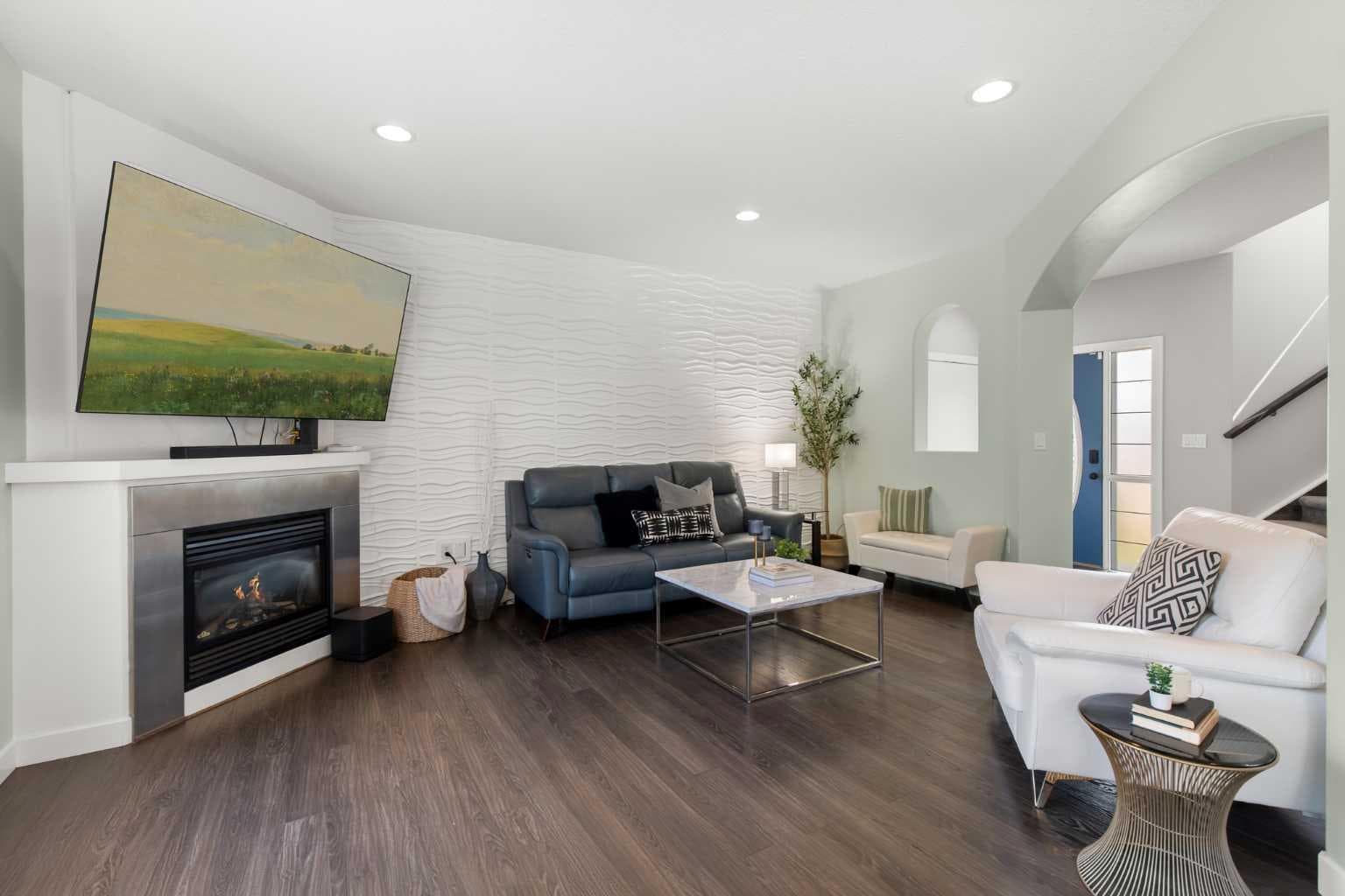 440 Spruce Way SE — photo 5