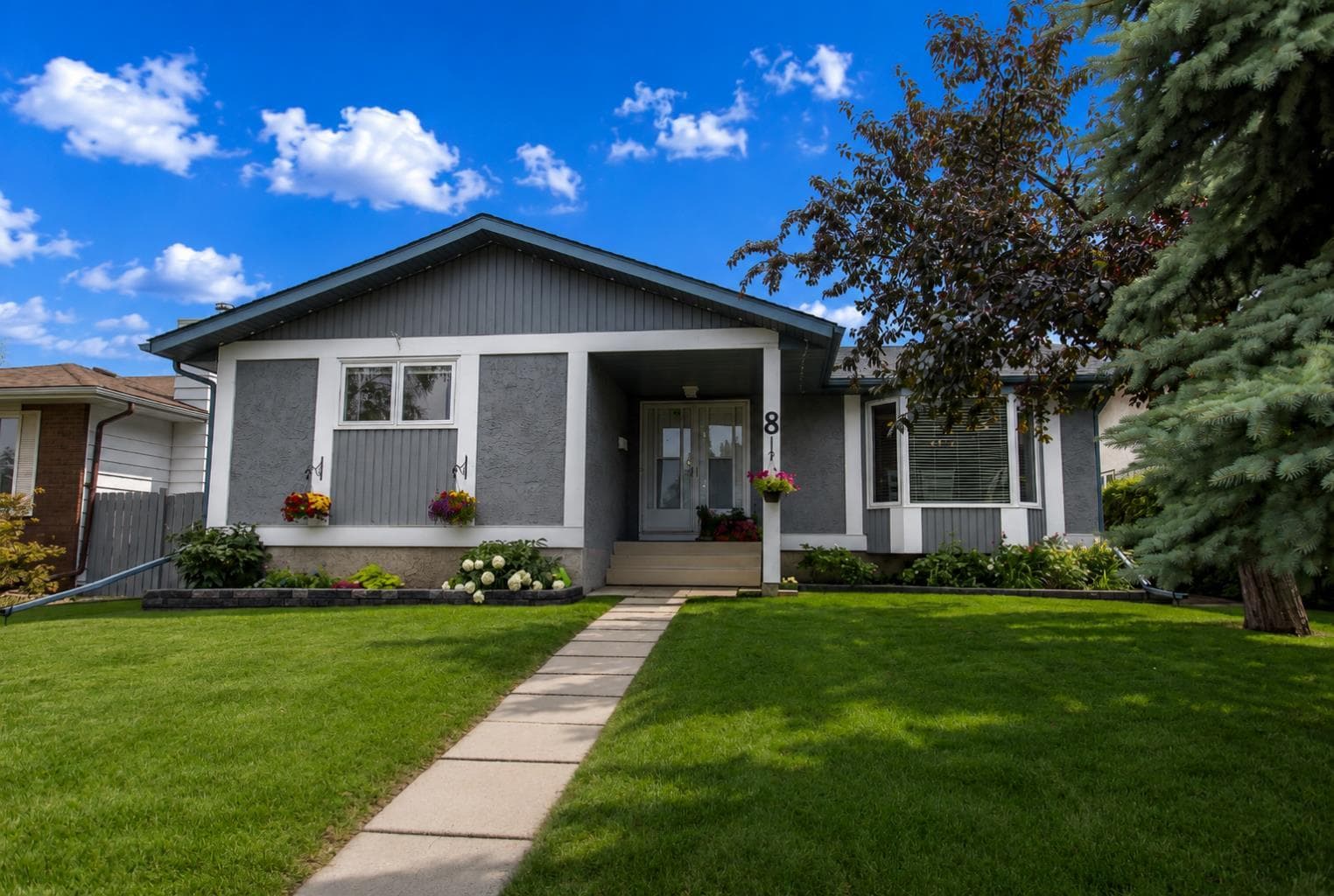 8 Caswell Close — photo 1