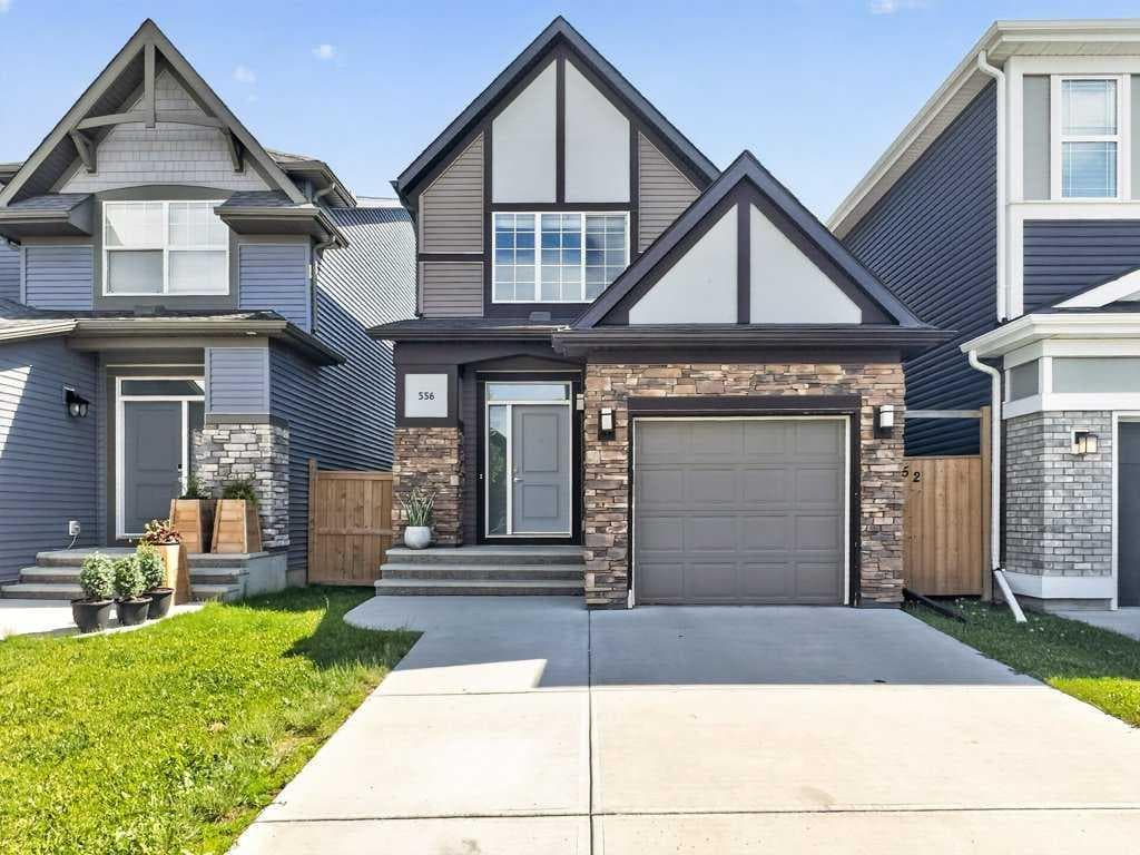 556 Belmont Heath SW — photo 2