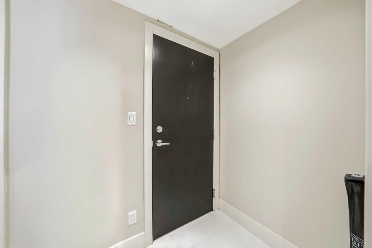1602, 1111 10 Street SW — photo 4