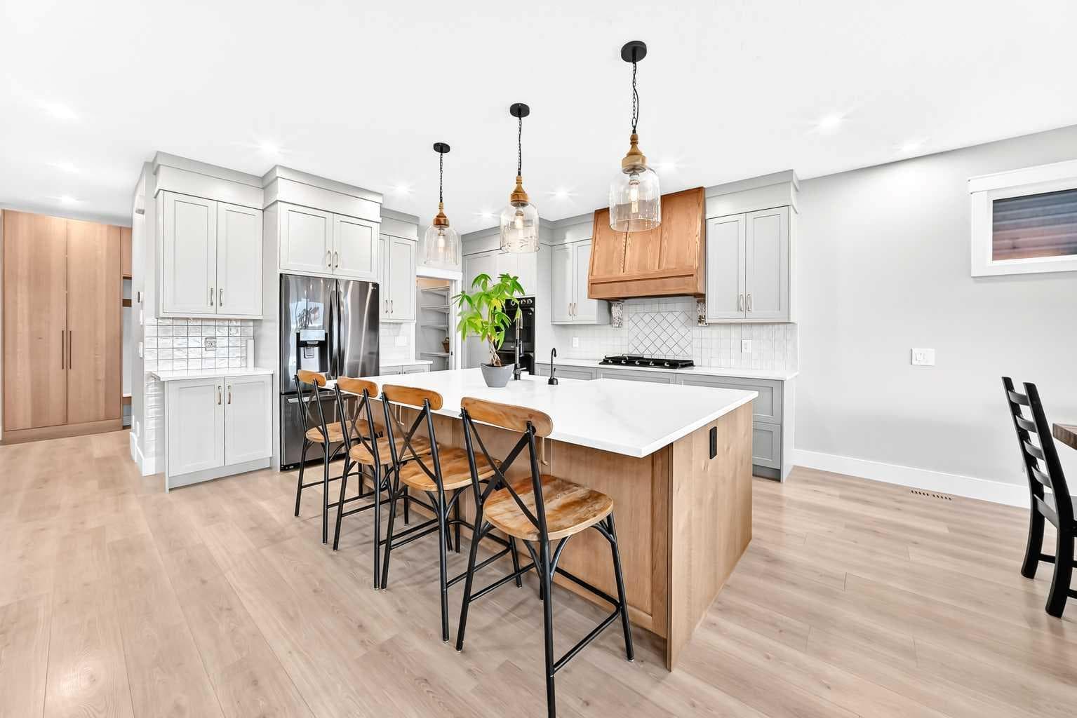 12 Willow Street — photo 4
