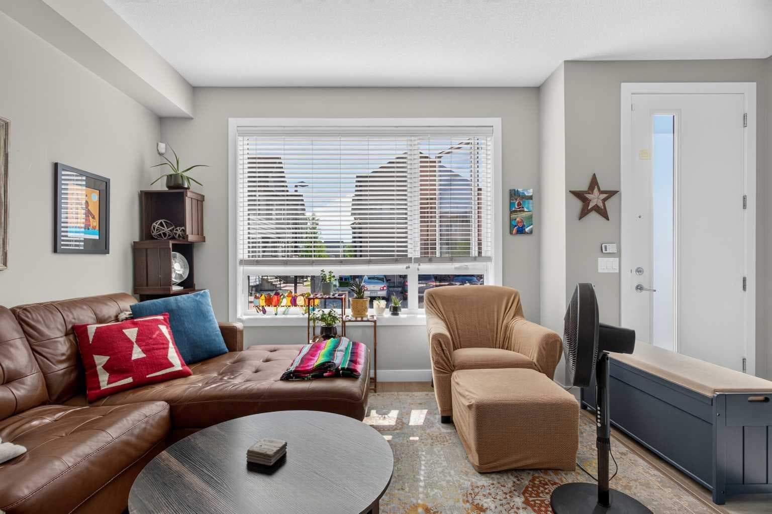 107 Redstone Crescent NE — photo 4