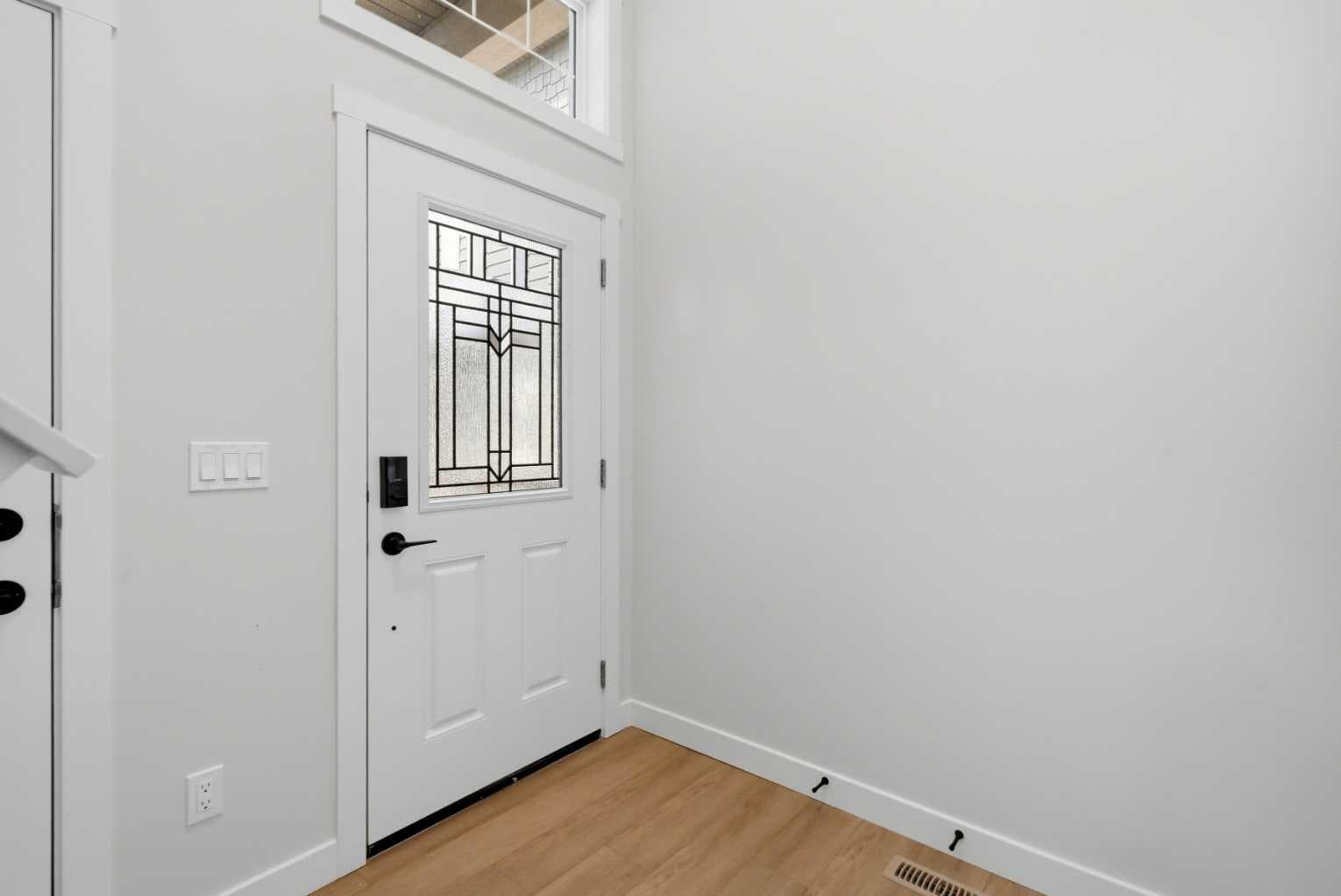 695 Buffaloberry Manor SE — photo 3