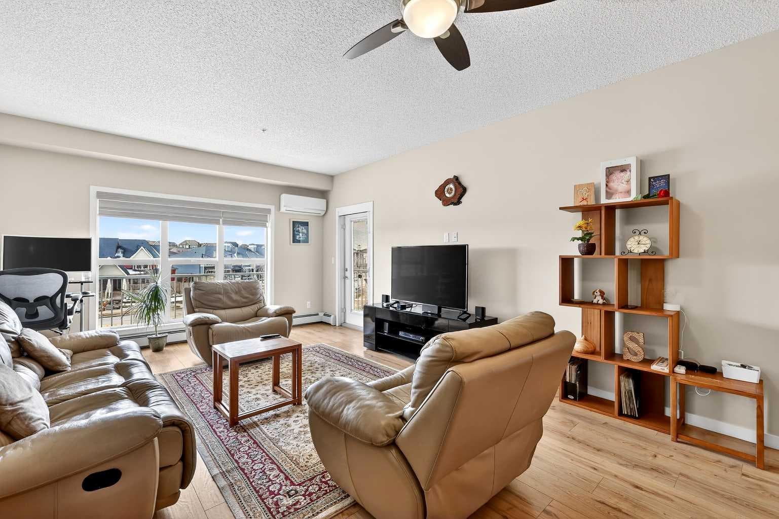 308, 402 Marquis Lane SE — photo 5