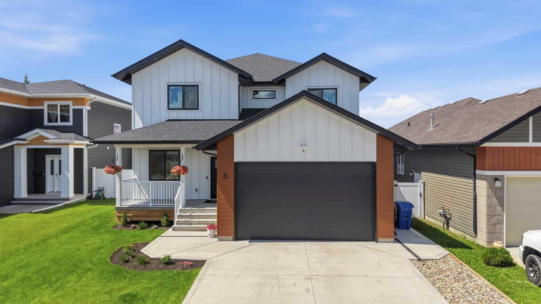 6 Mitchell Crescent — photo 1
