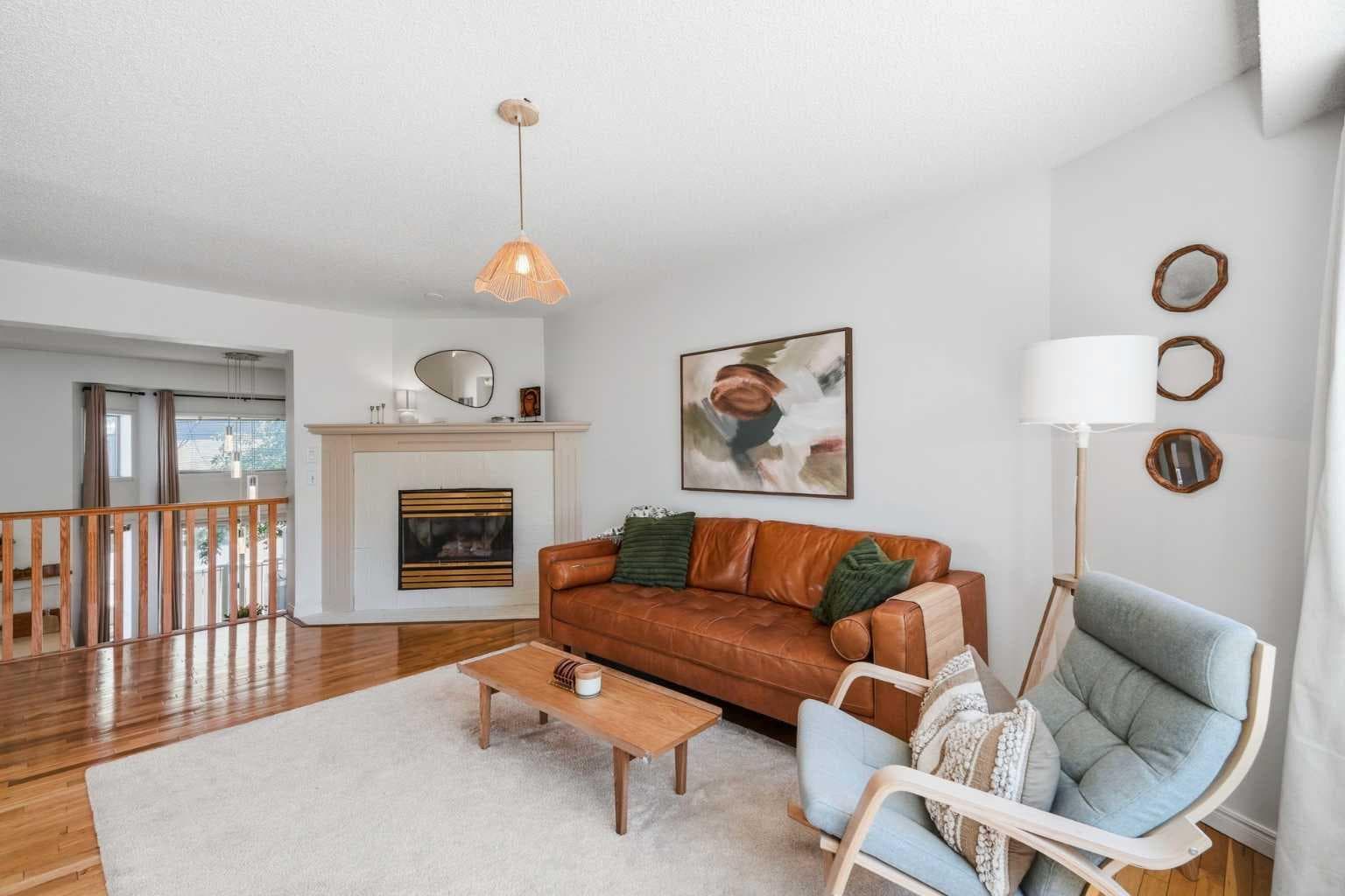 16 Kingsland Court SW — photo 5