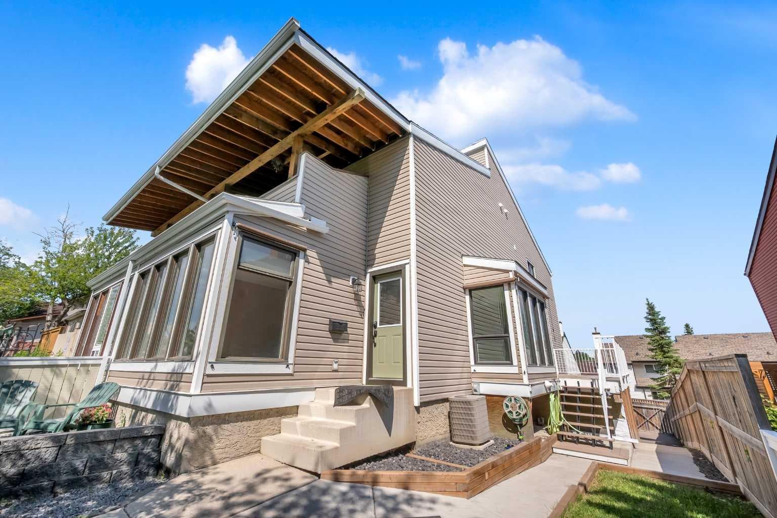 15 Ranch Glen Drive NW — photo 1