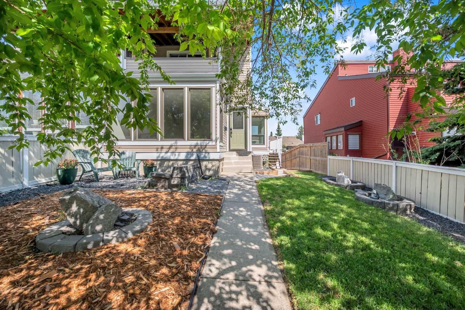 15 Ranch Glen Drive NW — photo 2