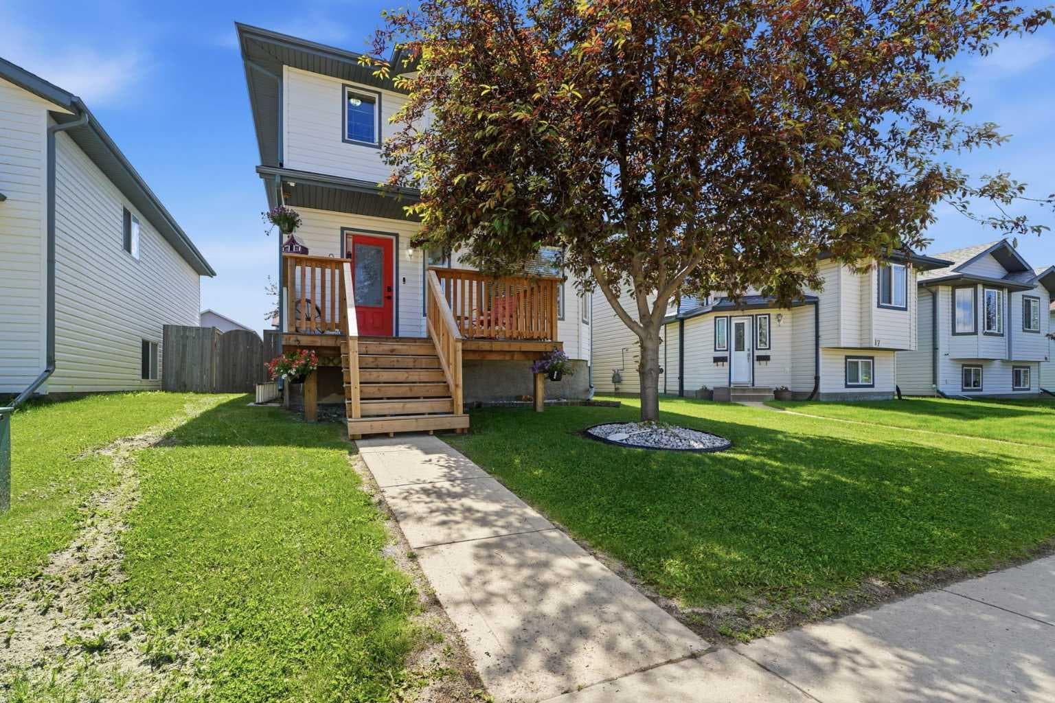 19 Fenwood Close — photo 3
