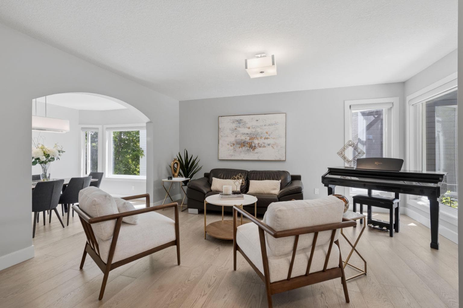 30 Strathcona Road SW — photo 3