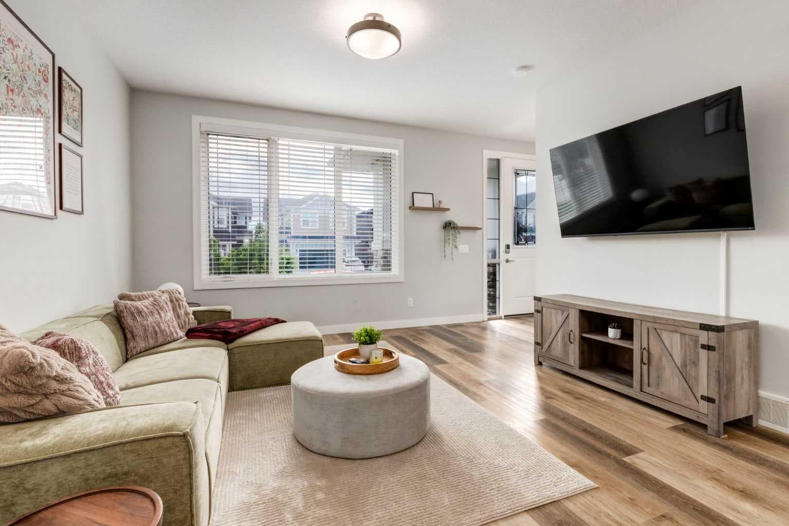 1014 Carrington Boulevard NW — photo 4