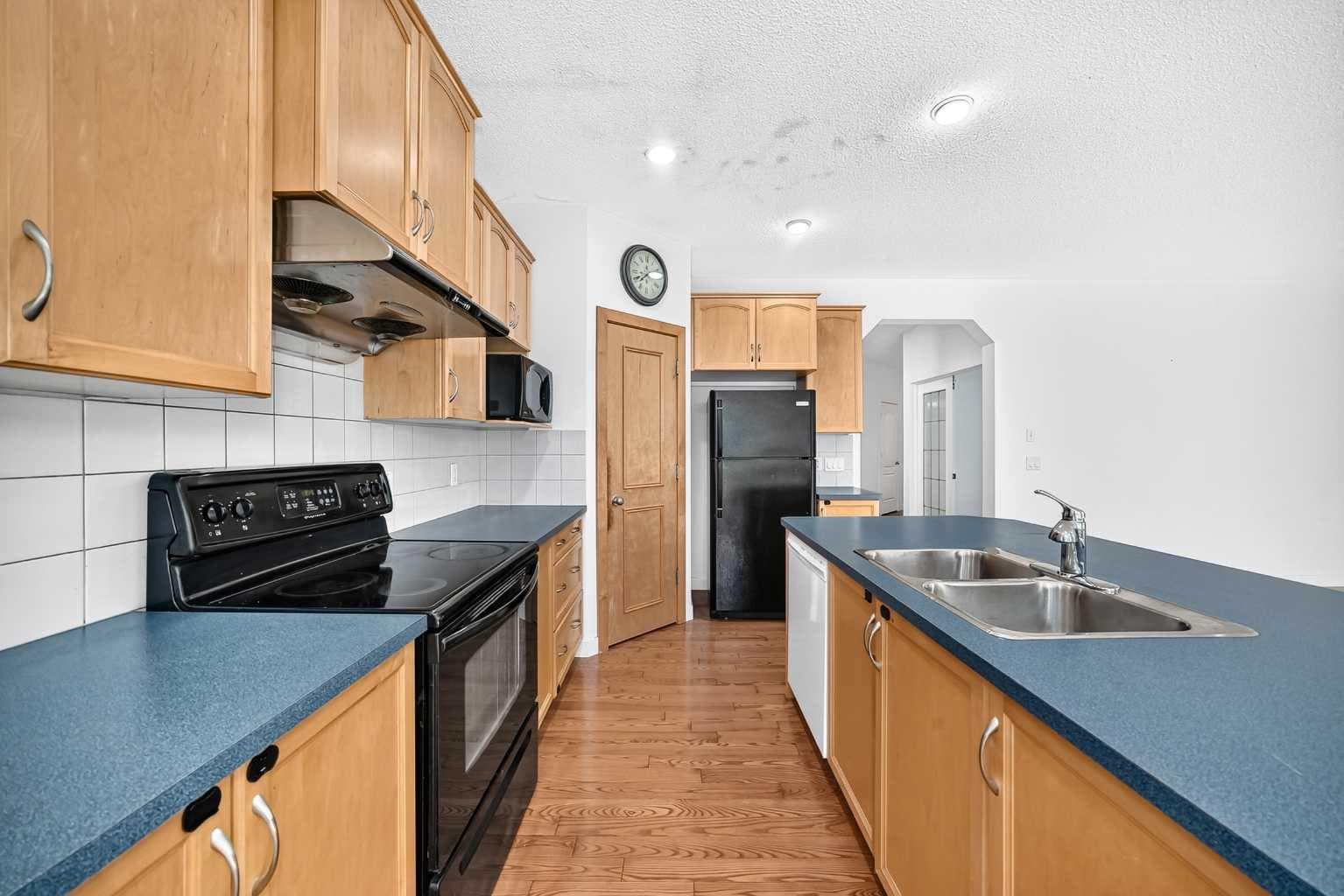 80 Cranridge Crescent SE — photo 3