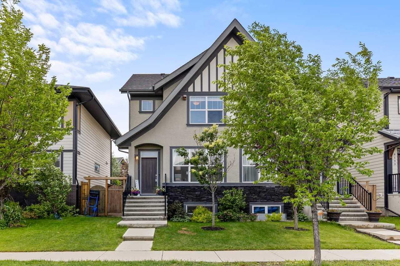 8141 Masters Boulevard SE — photo 1