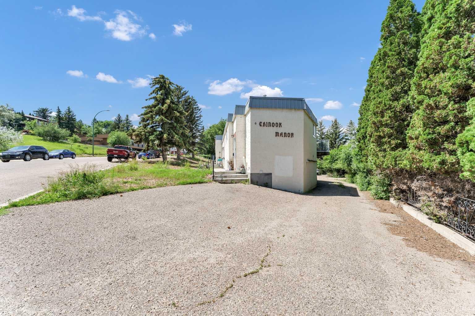 5, 6 Chinook Drive SW — photo 3