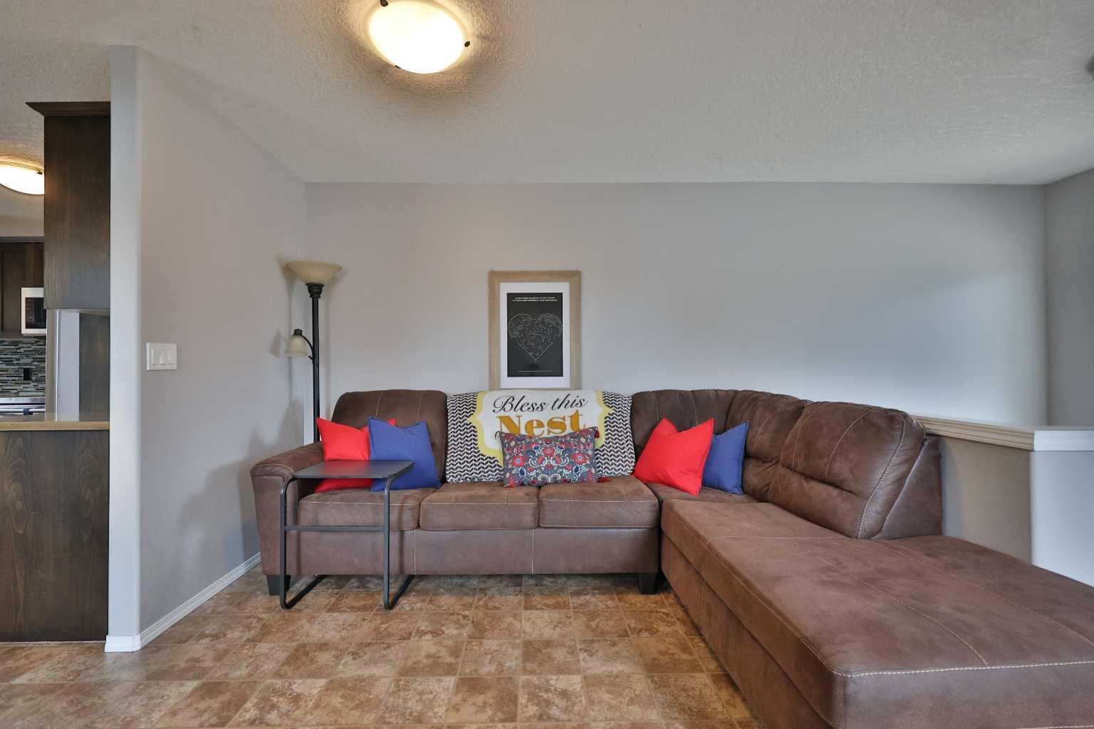 4602 6 Street — photo 5