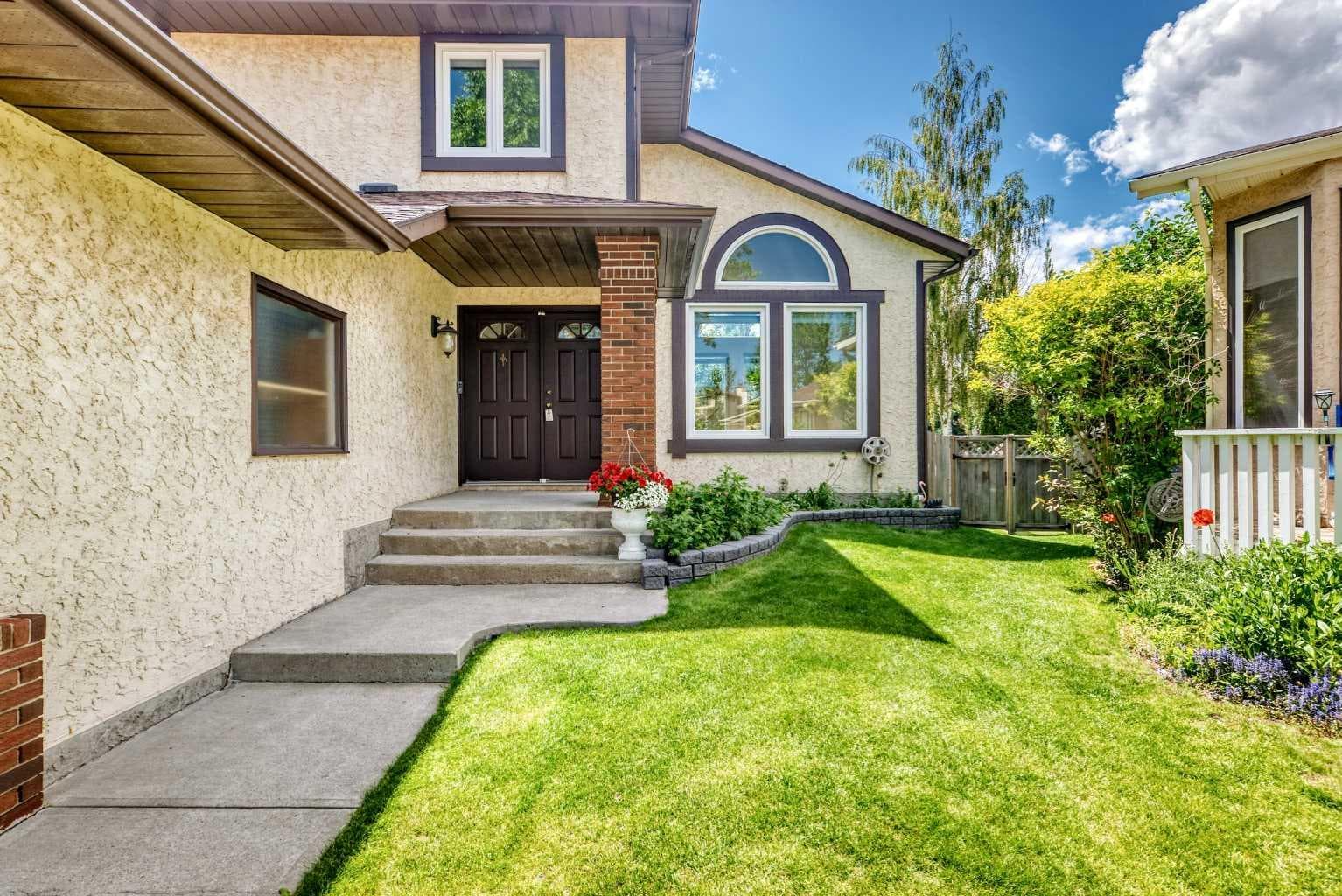 416 Hawkhill Place NW — photo 3