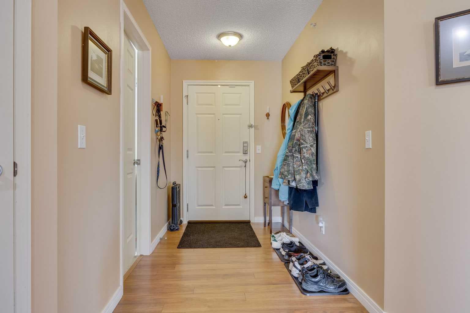 1314, 950 Arbour Lake Road NW — photo 2