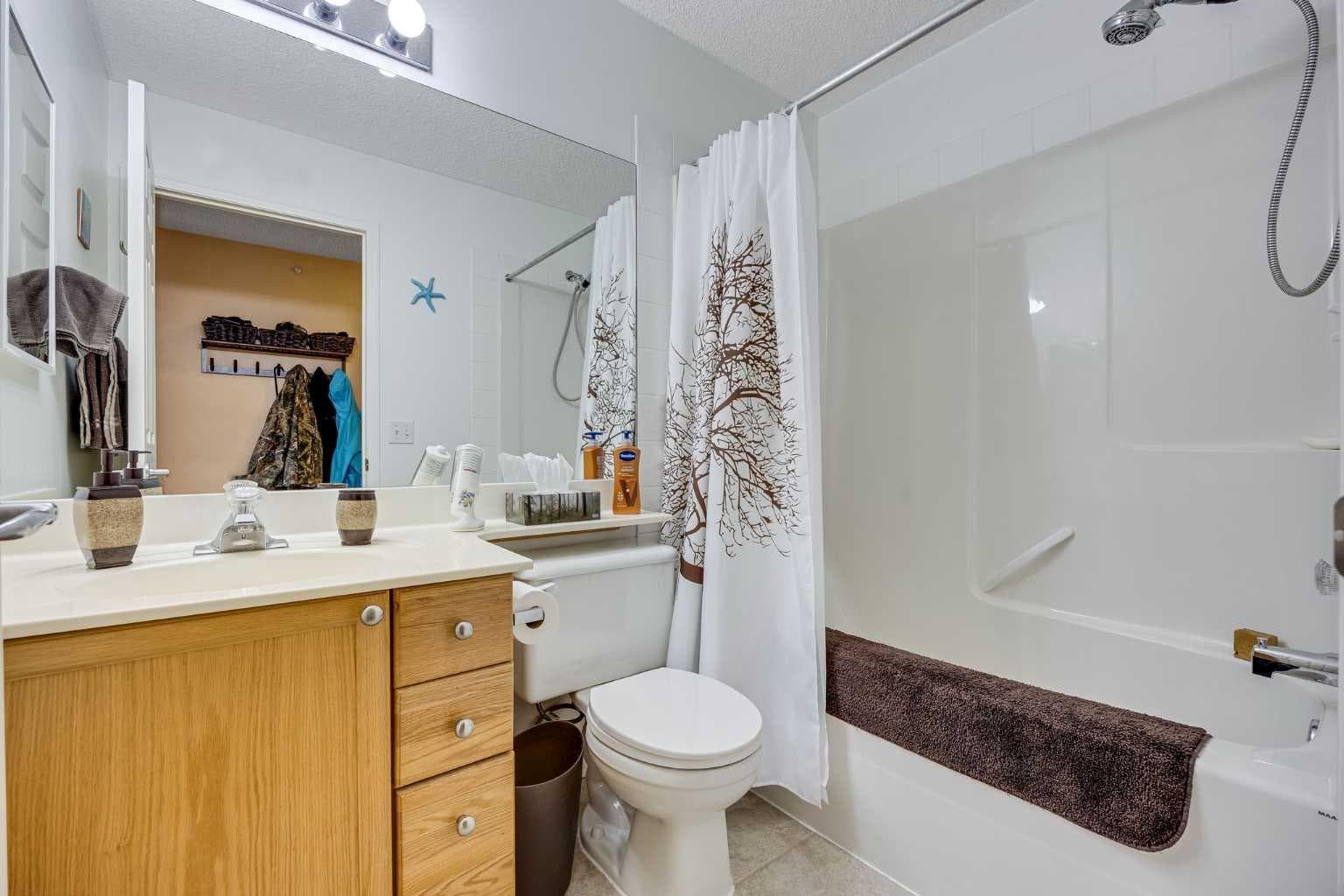 1314, 950 Arbour Lake Road NW — photo 4