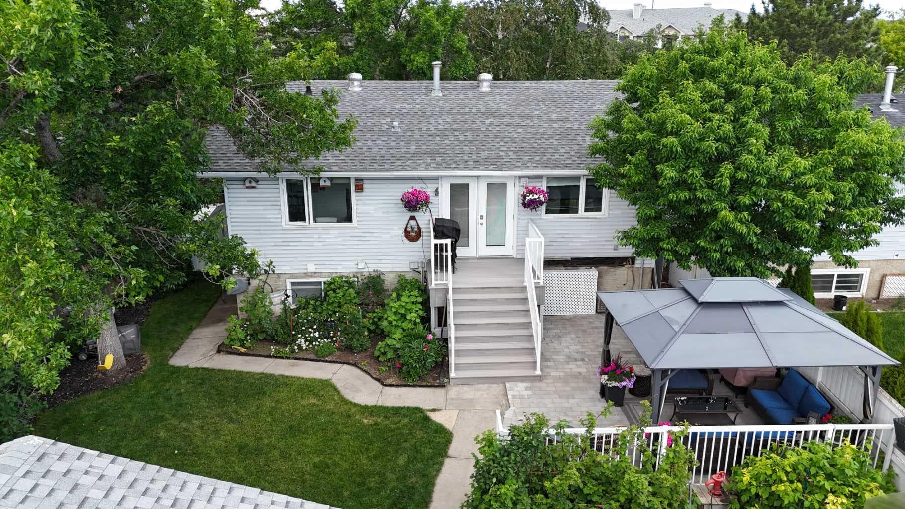 6803 24 Avenue NE — photo 3