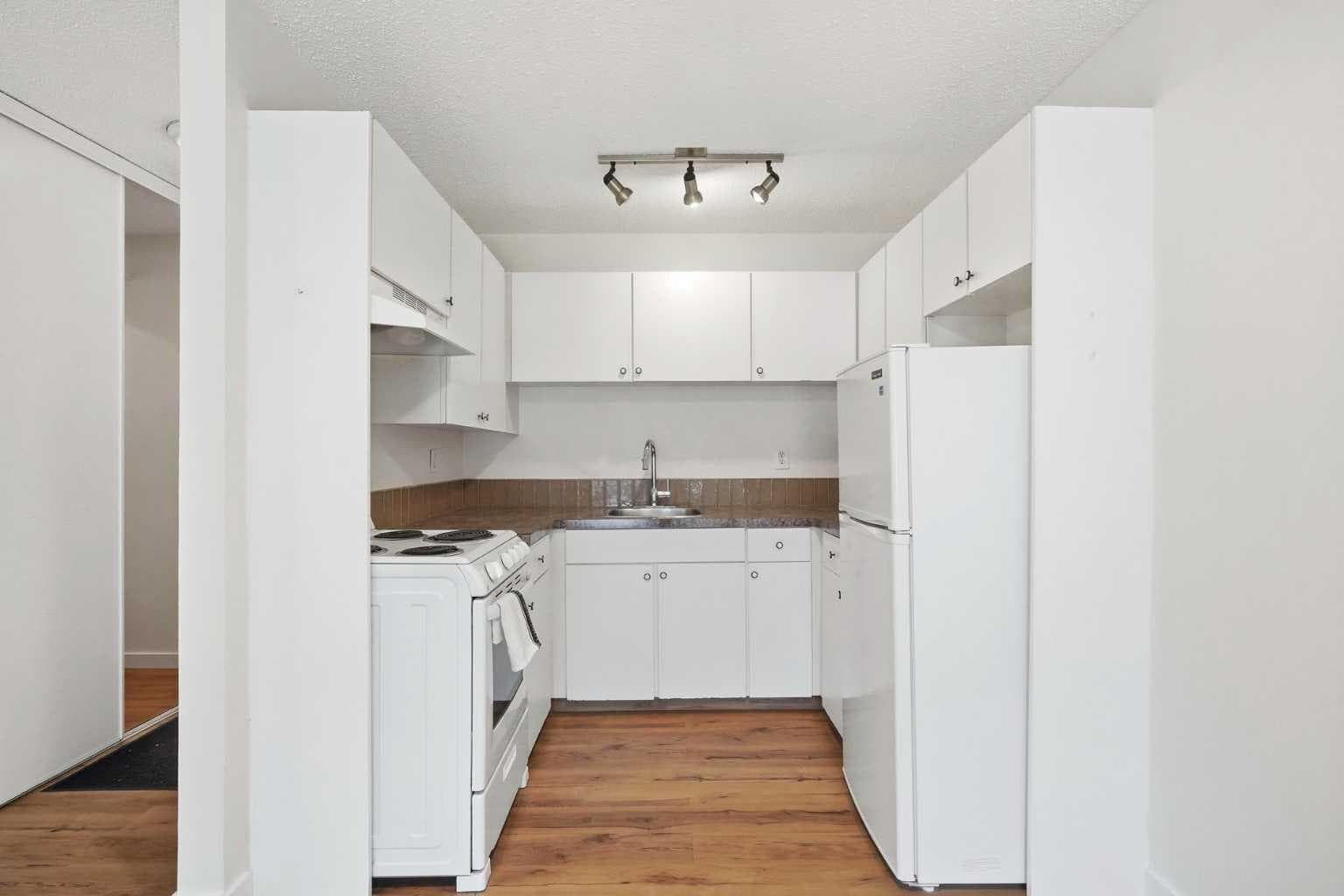 203B, 5601 Dalton Drive NW — photo 4