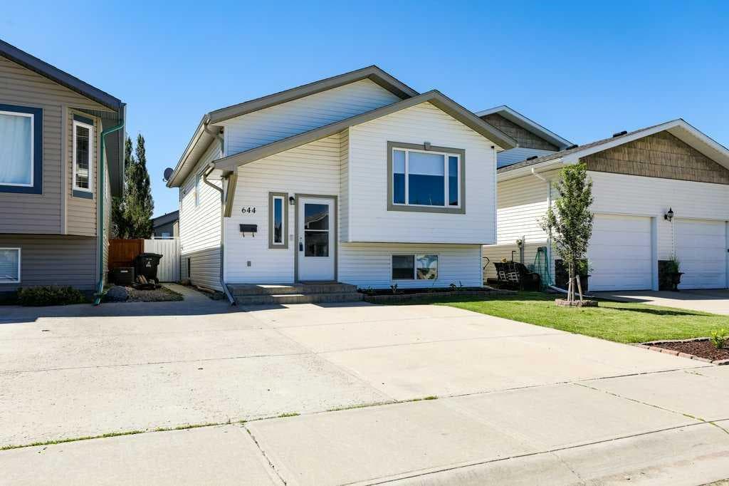 644 Aberdeen Crescent W — photo 1