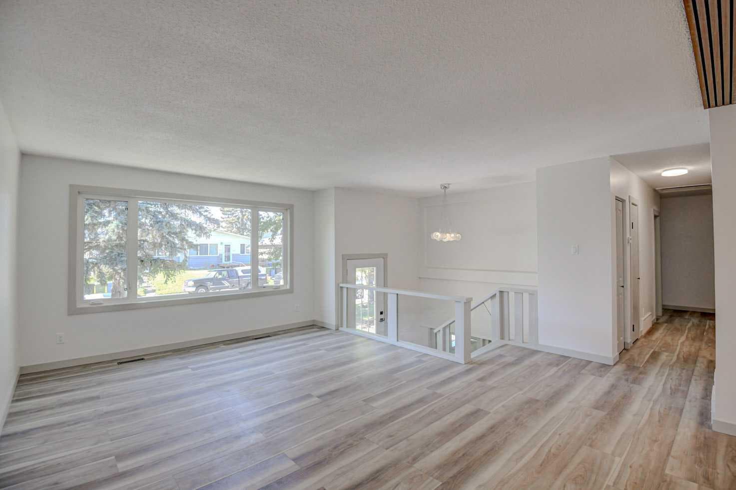 205 Allan Crescent SE — photo 5