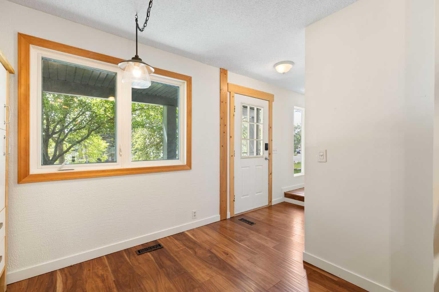 84 Abingdon Crescent NE — photo 5