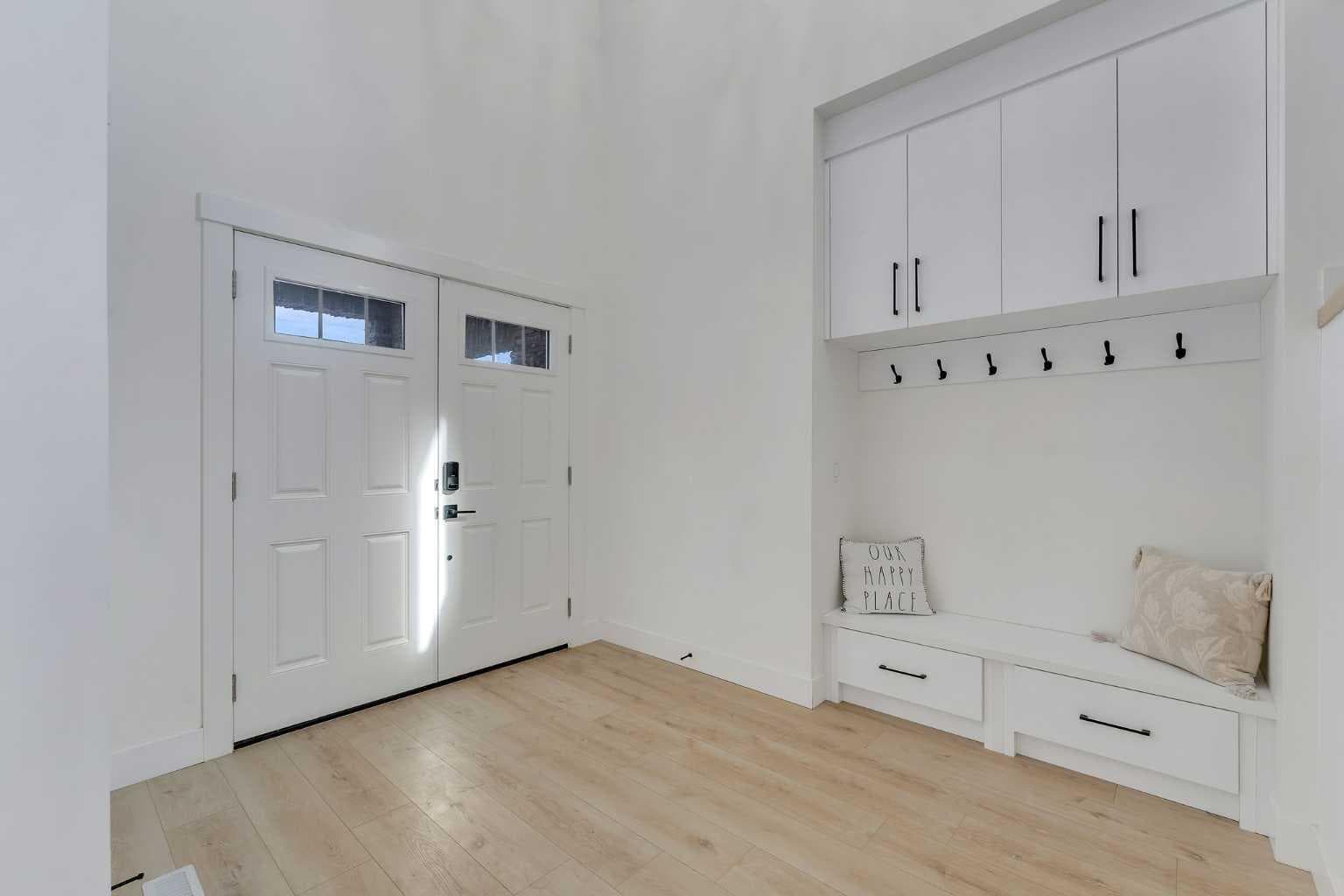 247 Coopers Cove SW — photo 5